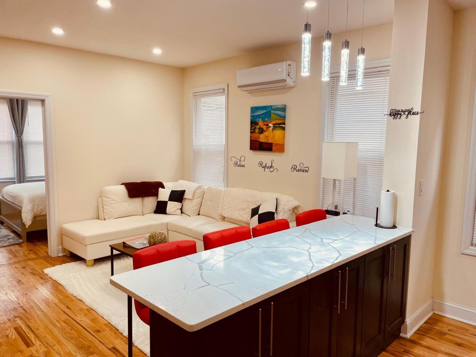 纽瓦克Ooohlala! 2 Beds And 2 Full Baths W/Free Parking公寓 外观 照片