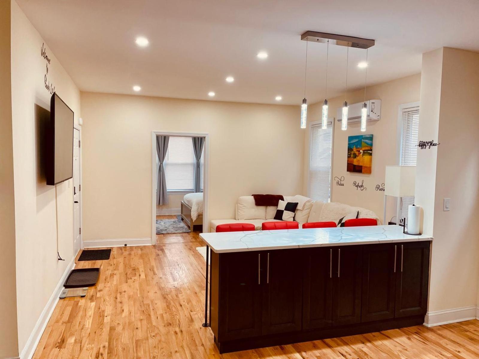纽瓦克Ooohlala! 2 Beds And 2 Full Baths W/Free Parking公寓 外观 照片