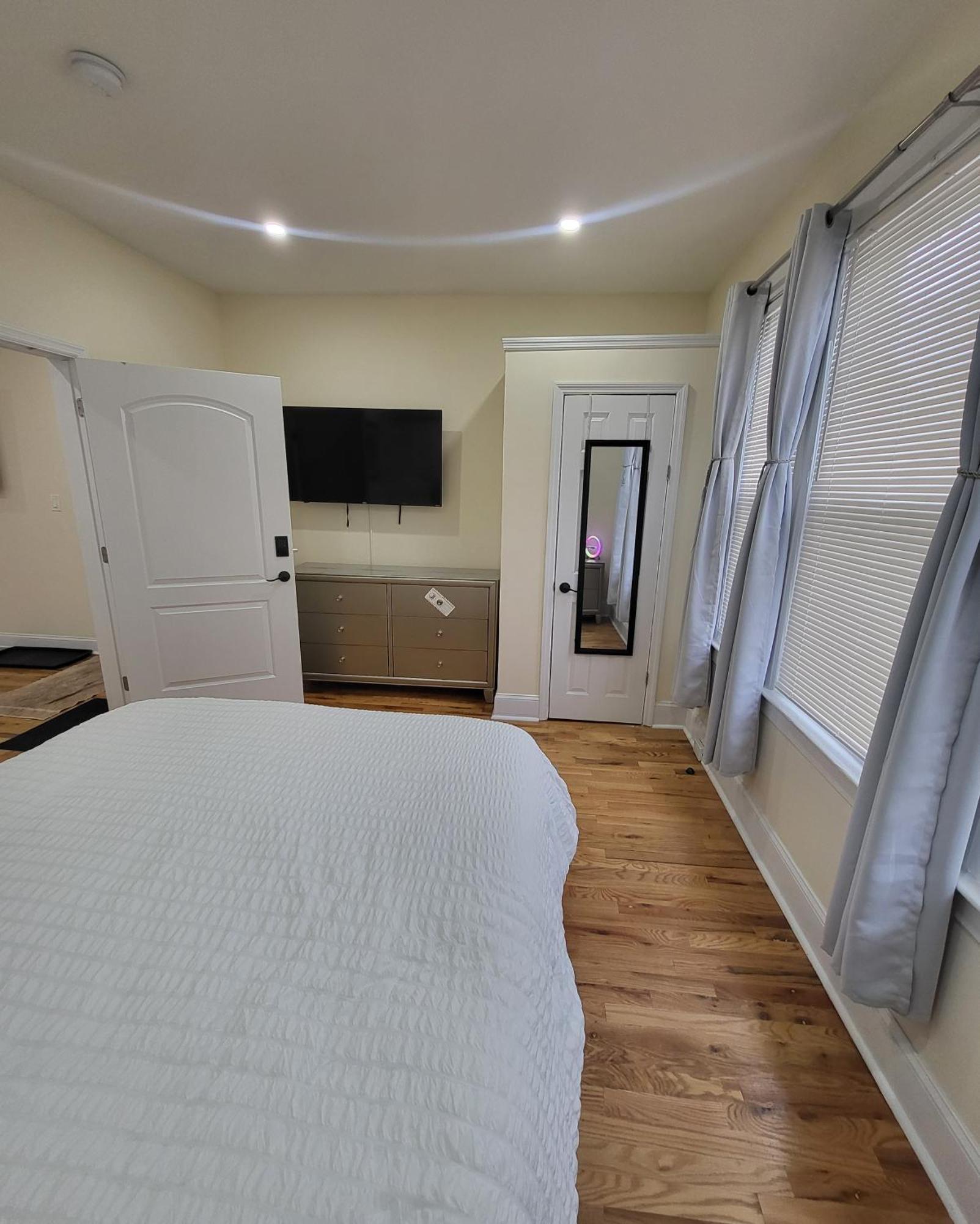 纽瓦克Ooohlala! 2 Beds And 2 Full Baths W/Free Parking公寓 外观 照片