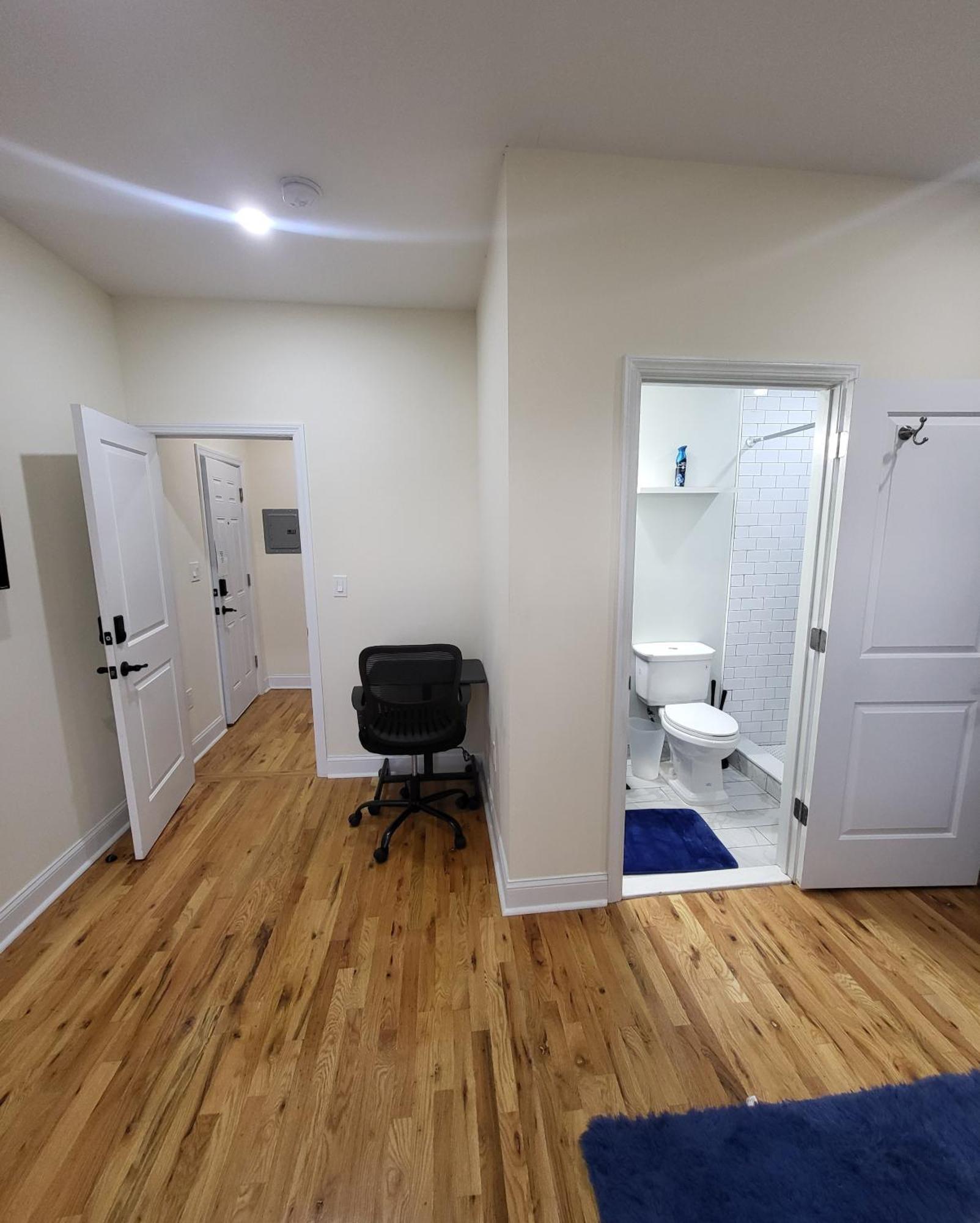 纽瓦克Ooohlala! 2 Beds And 2 Full Baths W/Free Parking公寓 外观 照片